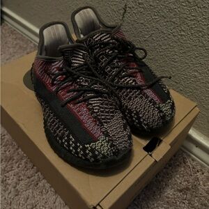 Kids Yeezy 350